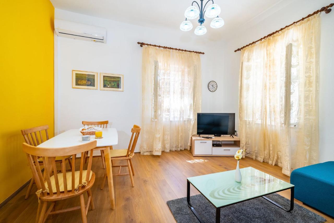 History Apartments Center Zadar Buitenkant foto