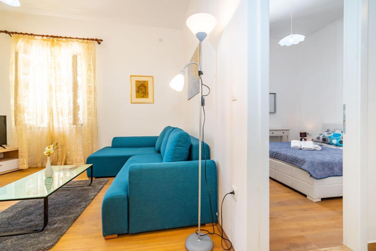 History Apartments Center Zadar Buitenkant foto